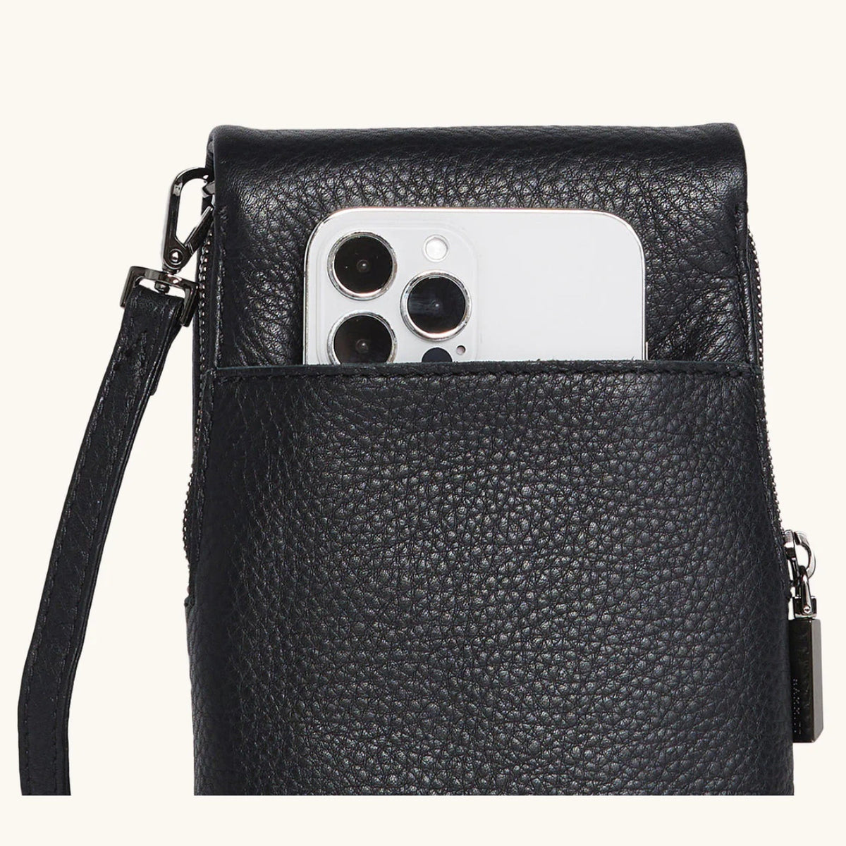 Hammitt VIP Mobile back cell phone pocket