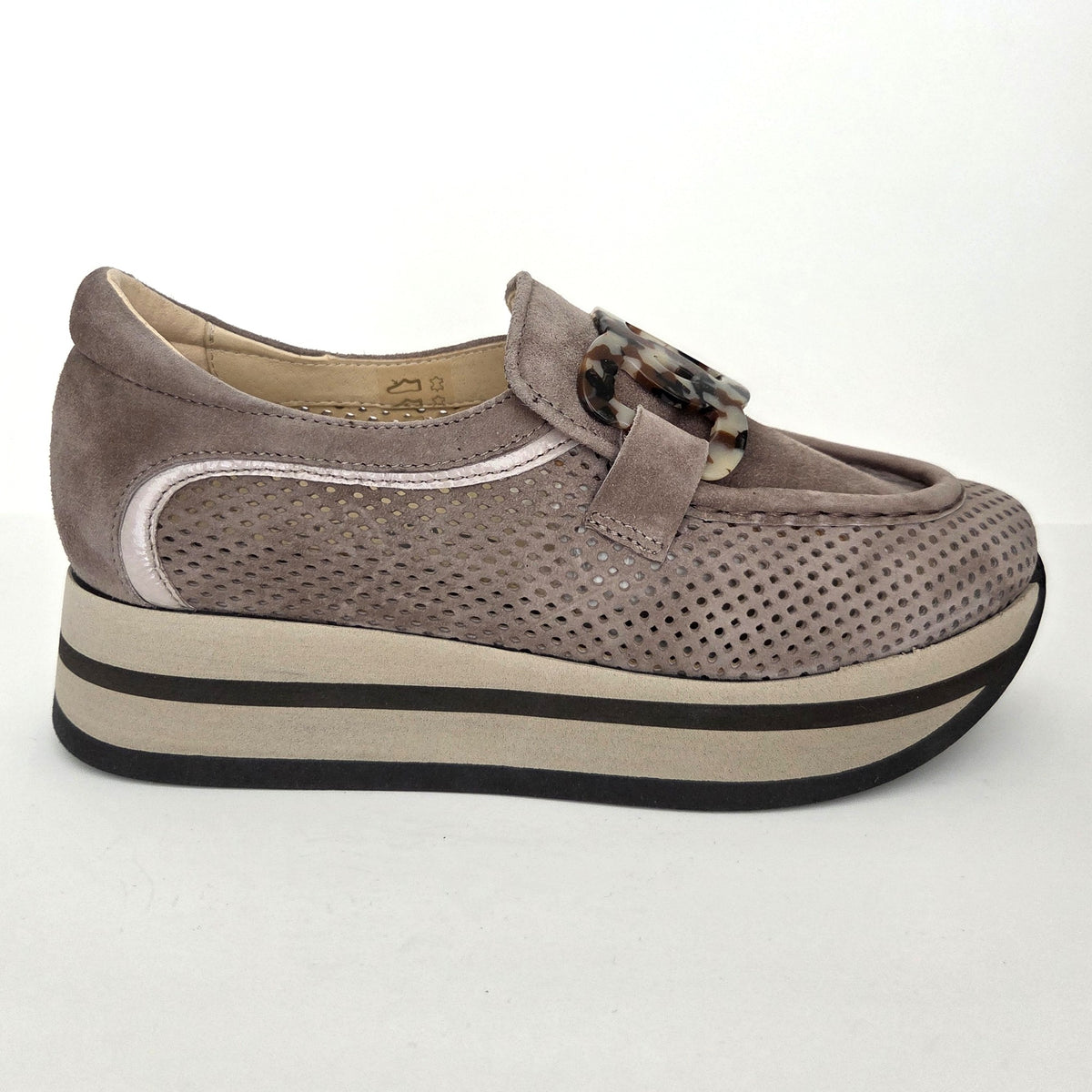 Softwaves Calyn Perforated Platform Loafer