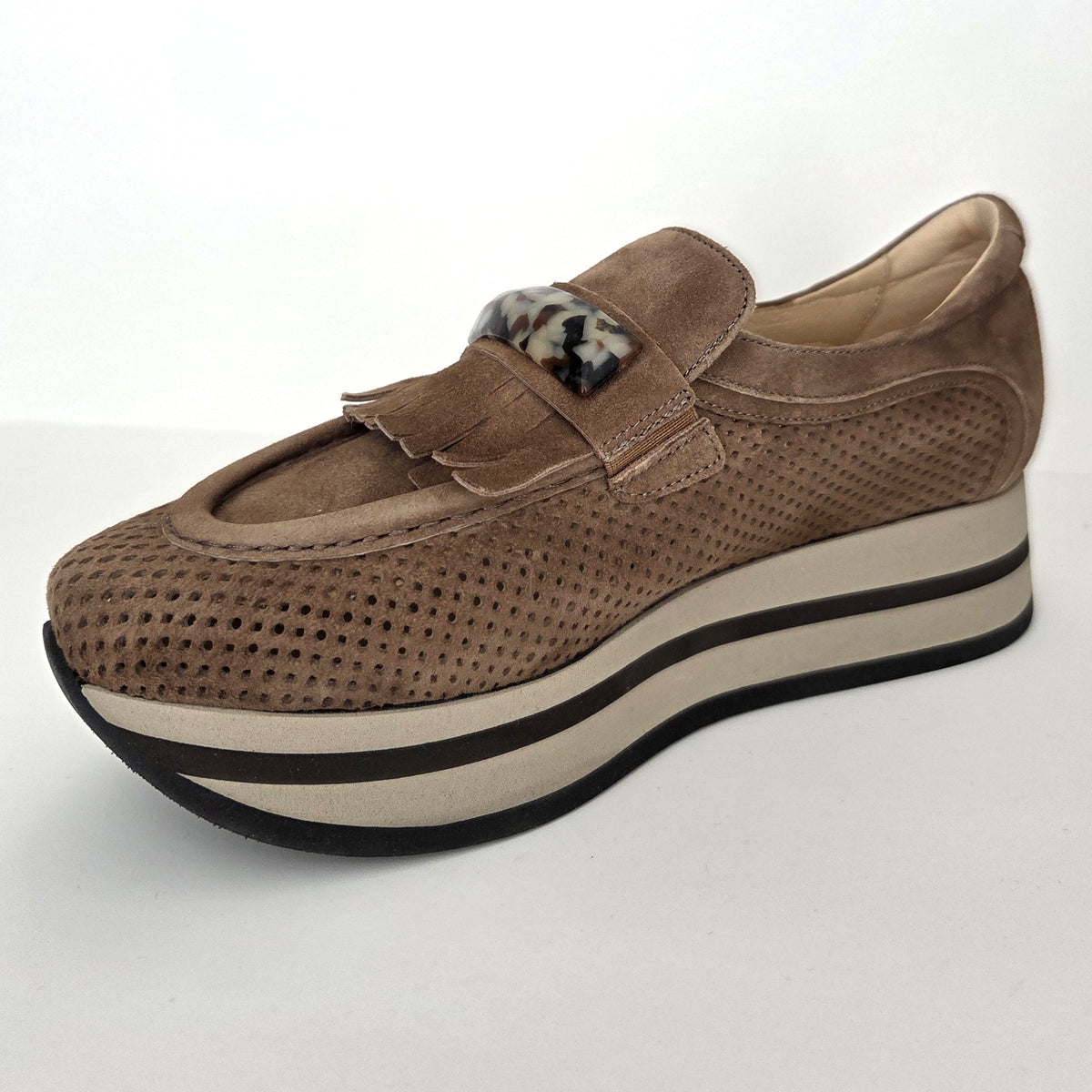 Softwaves Caroline fringe platform loafer in Tabaco, angled view